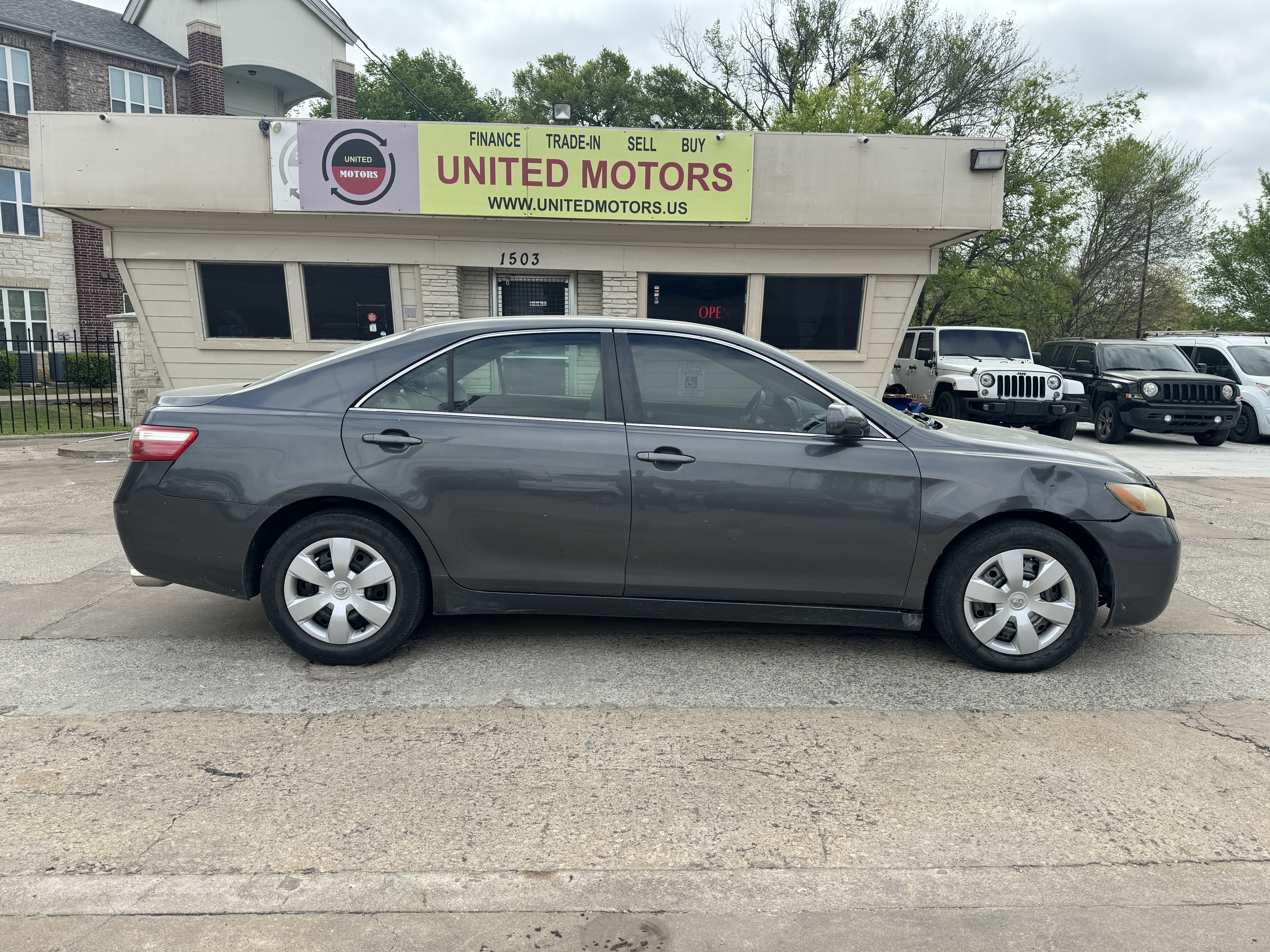 2007 Toyota Camry LE's photo