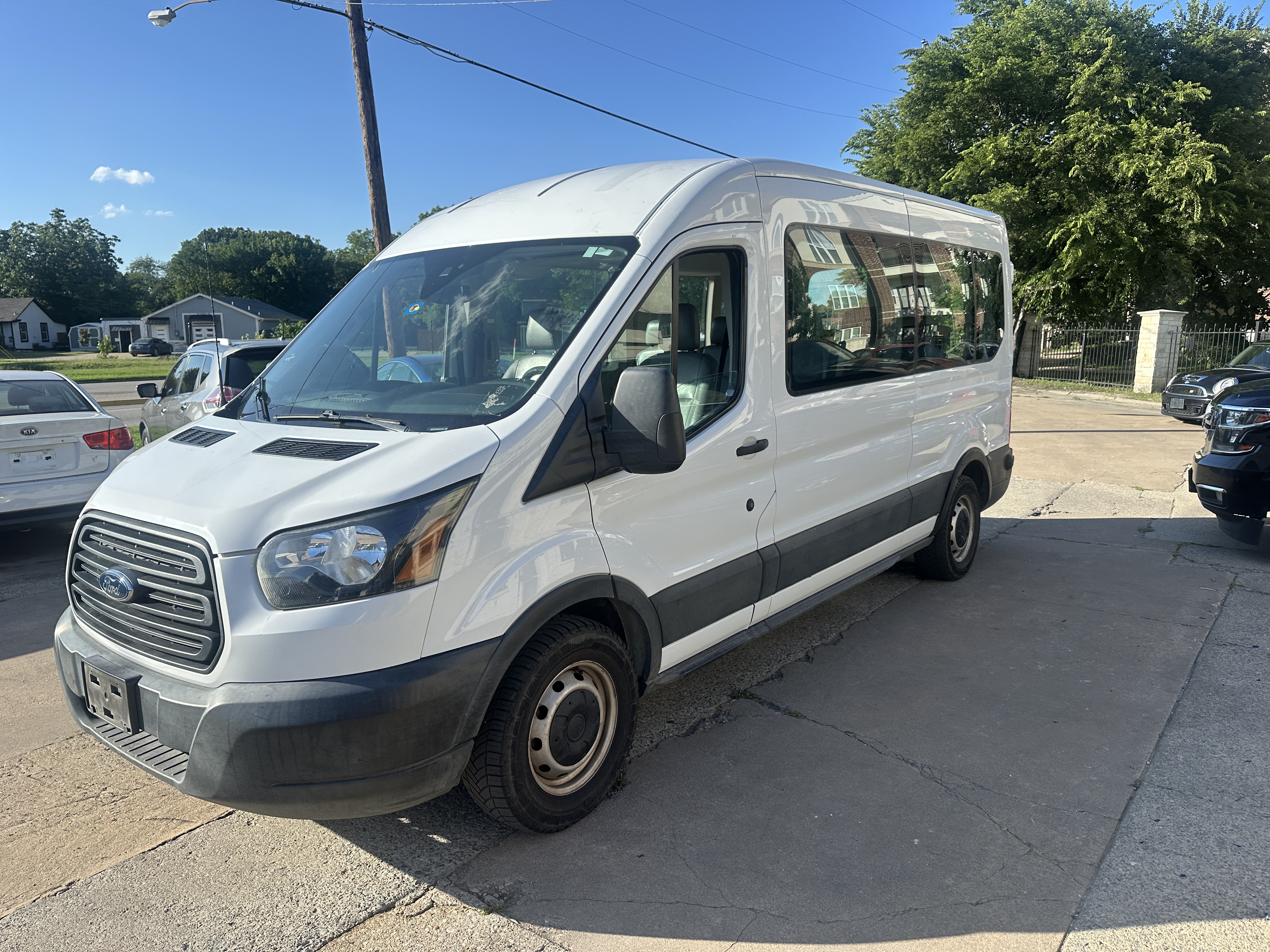 2019 Ford Transit Passenger Van's photo