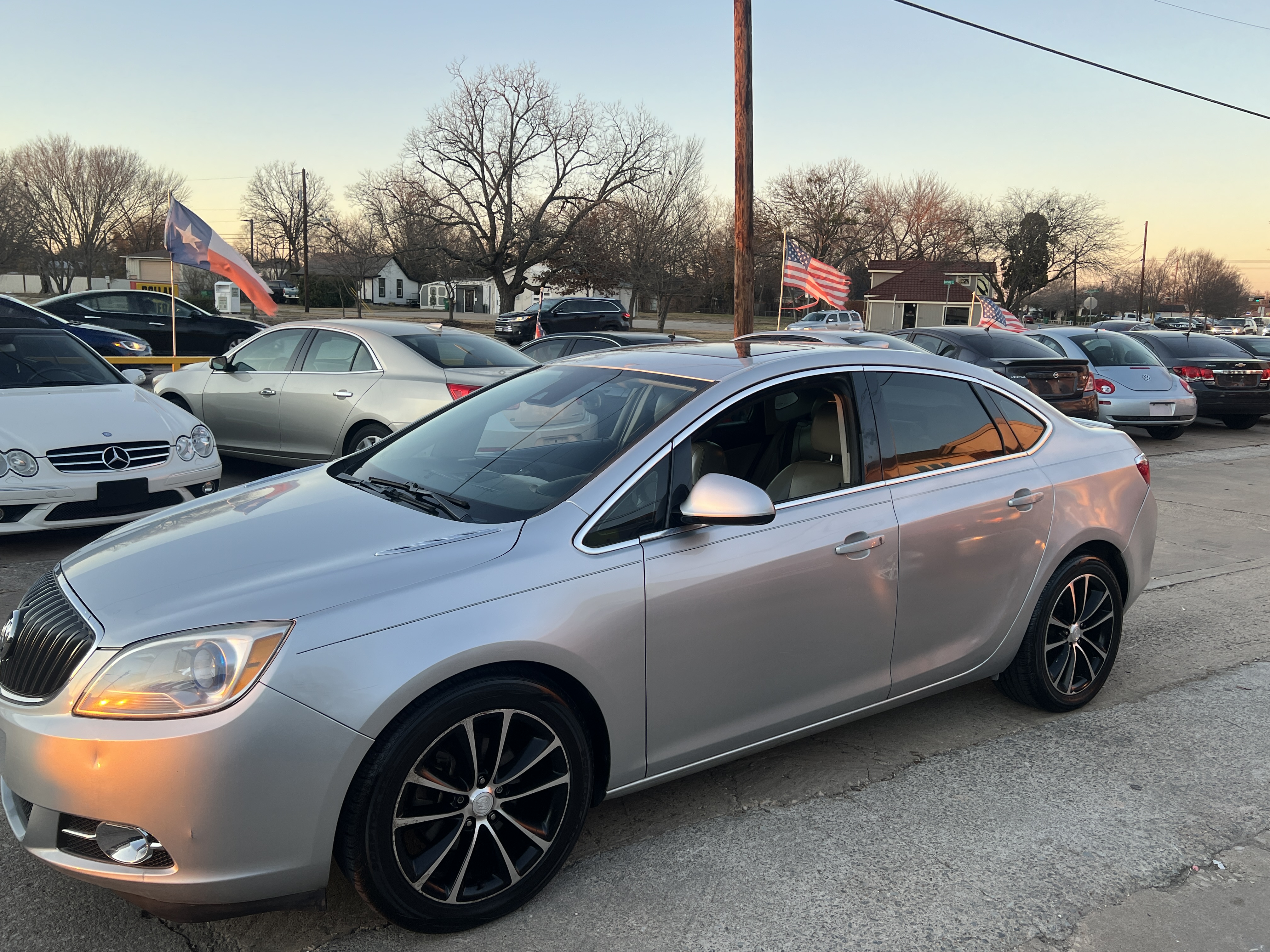 2017 Buick Verano Sport Touring 1SH's photo