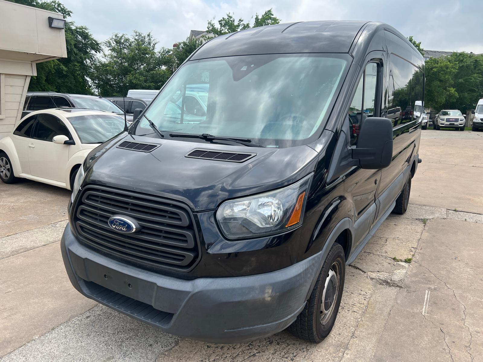 2016 Ford Transit Base - Photo 6
