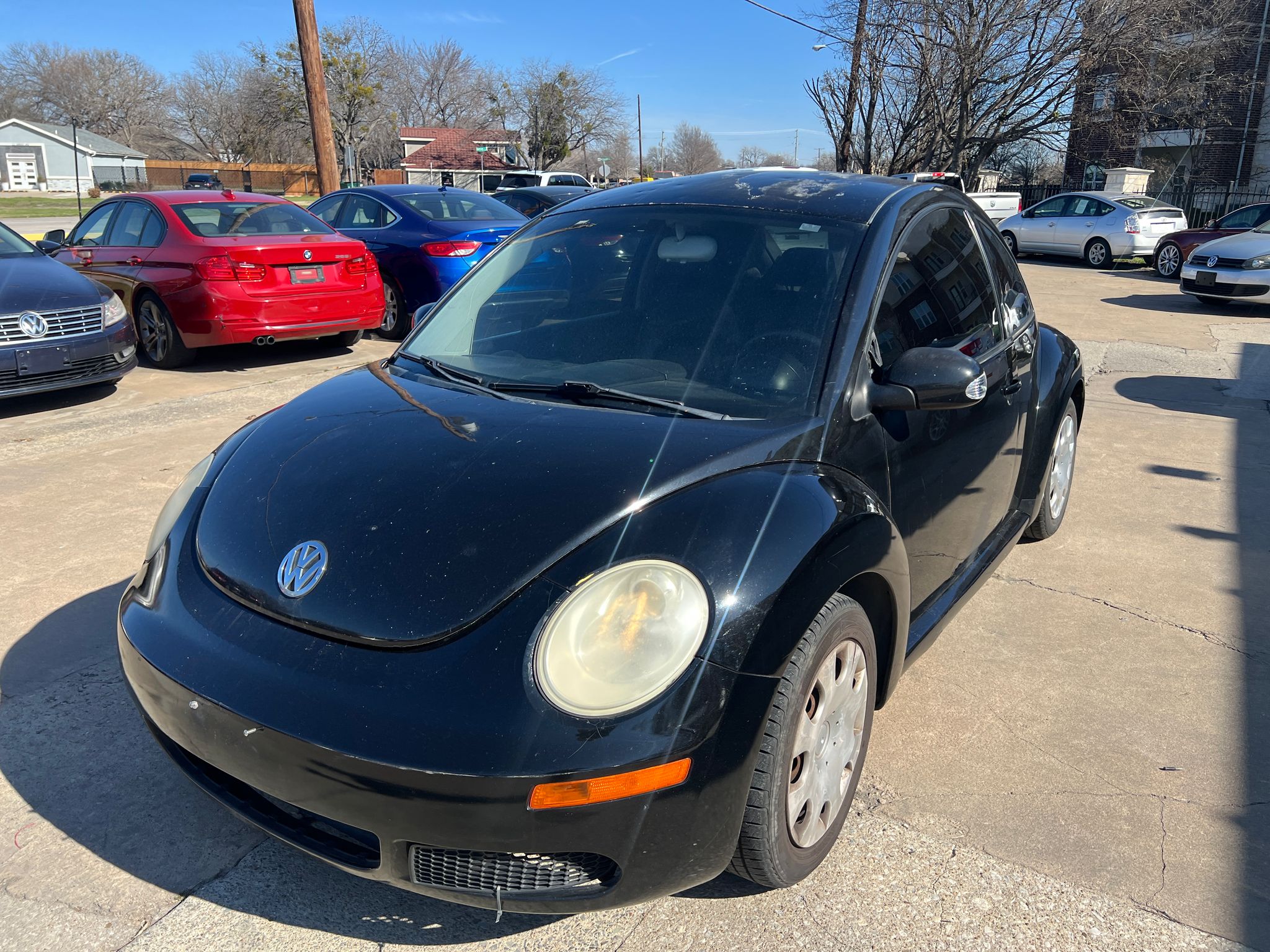 2010 Volkswagen New Beetle Base's photo